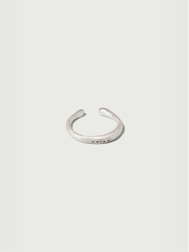 Round Not Round - Petit White Citrine Silver Ring