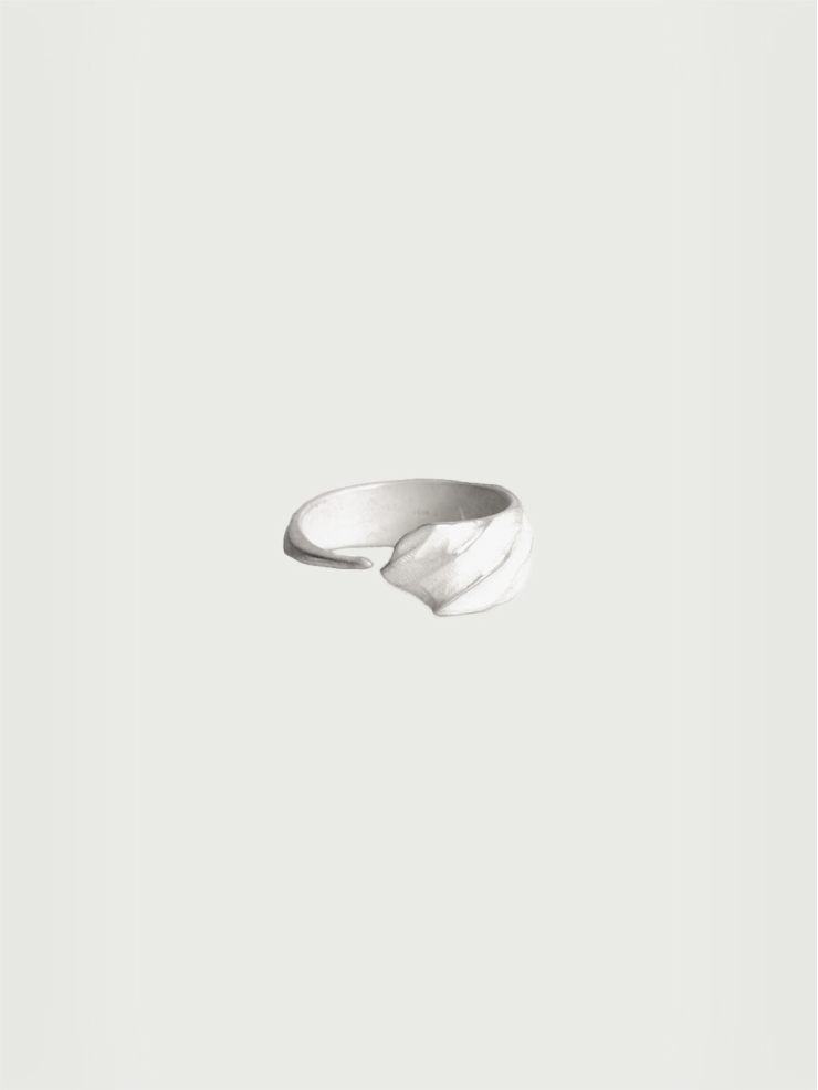 Wind collection white silver ring