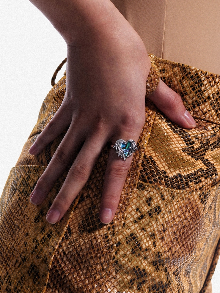 ATELIERSÓ Angel Collection Melted Heart Ring