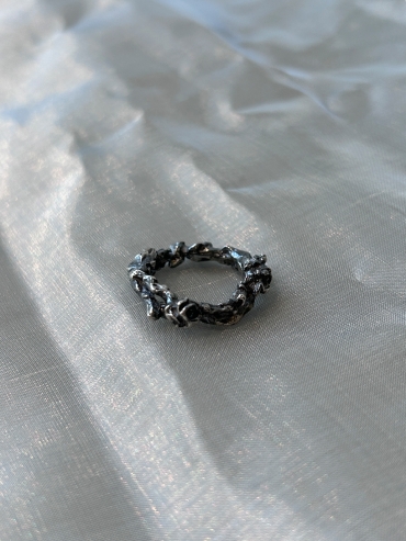 Black Floral Ring