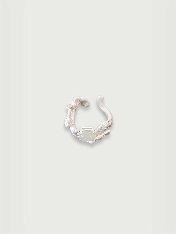 White silver swirl ring with jade
