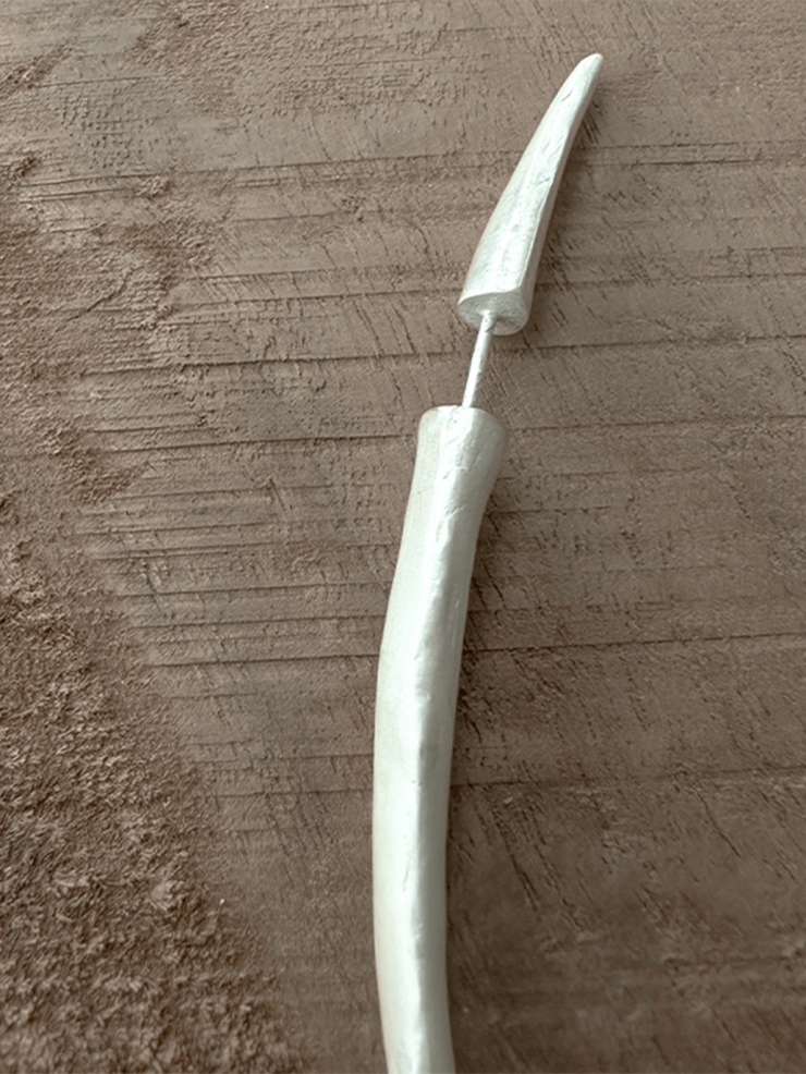 Short Silver Arc Sprout Earring-Single