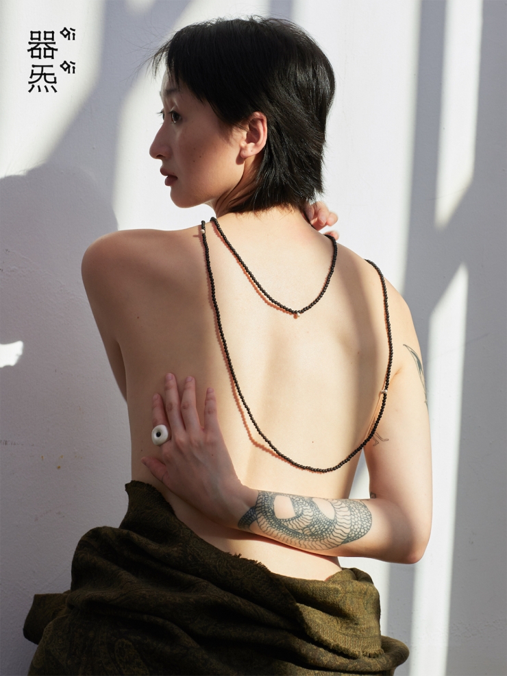 Ebony seeds beading necklace