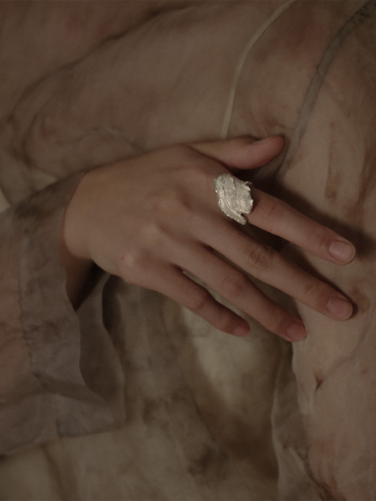 White Silver River Wave Ring