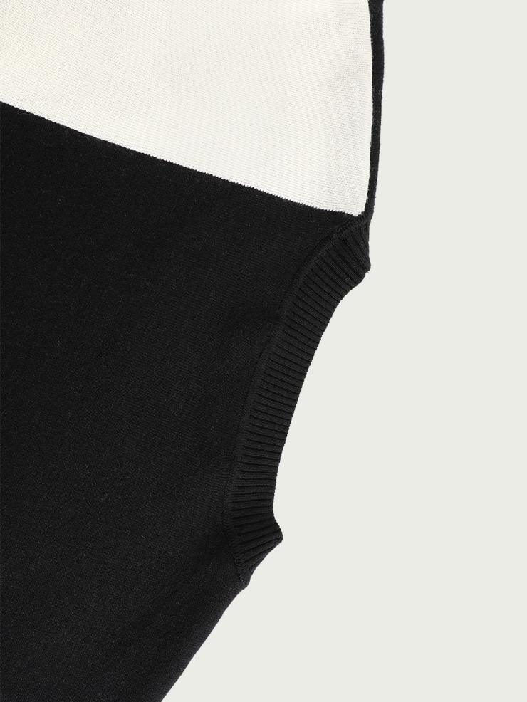 Black/white panel pullover