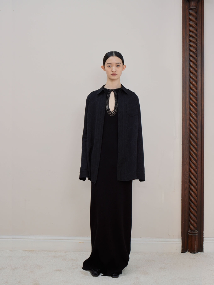 Black sleeveless maxi dress