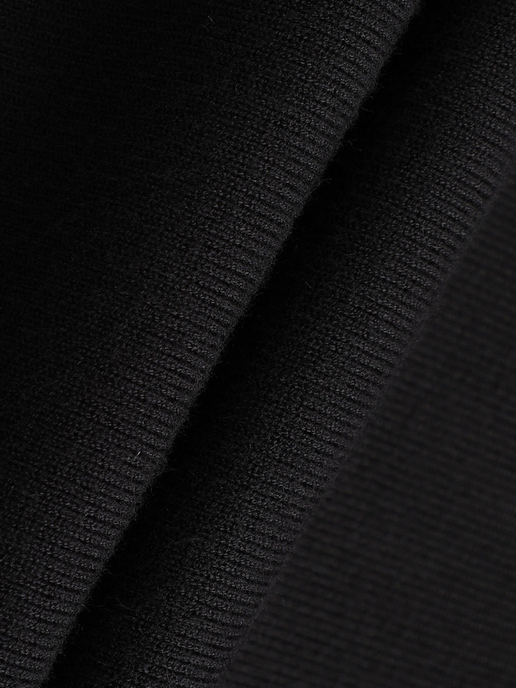 Black sleeveless maxi dress