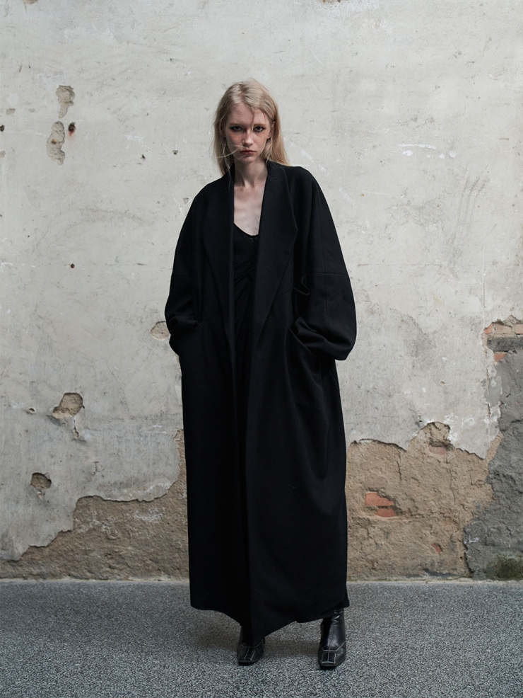 Loose asymmetric wool jacket