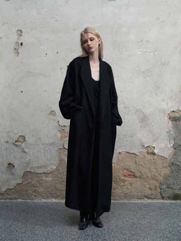 Loose asymmetric wool jacket