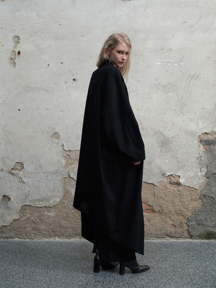 Loose asymmetric wool jacket