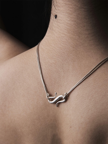 White wormhole necklace