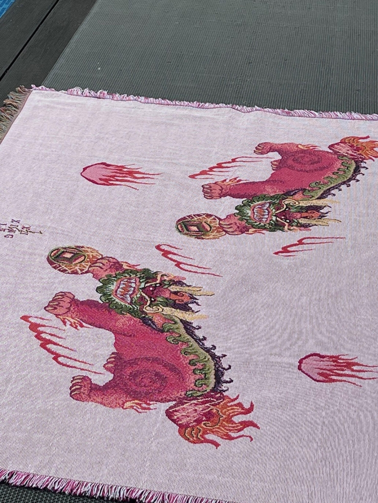 Pink kylin blanket