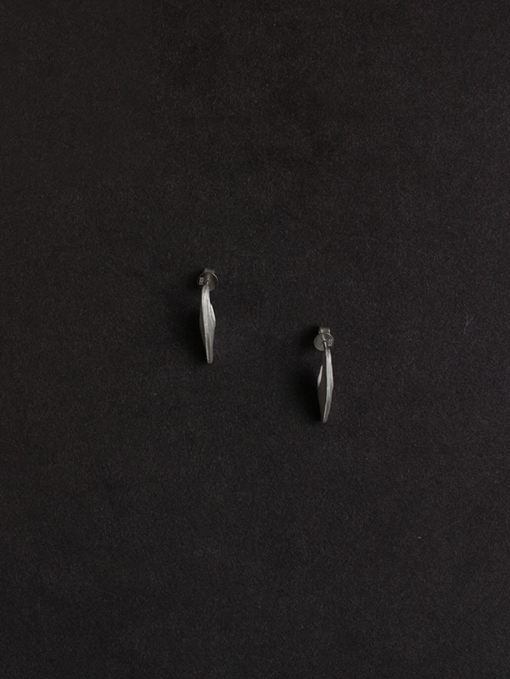 Silver spike earrings - small