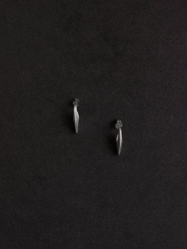 Silver spike earrings - small