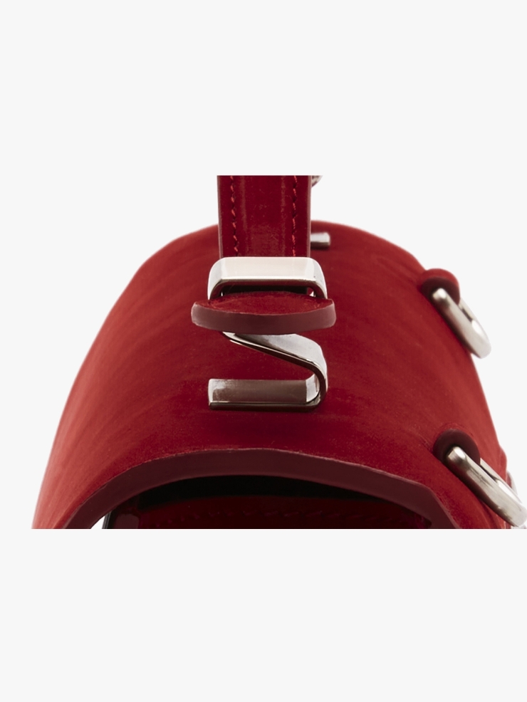 JEOI6 SISI RED