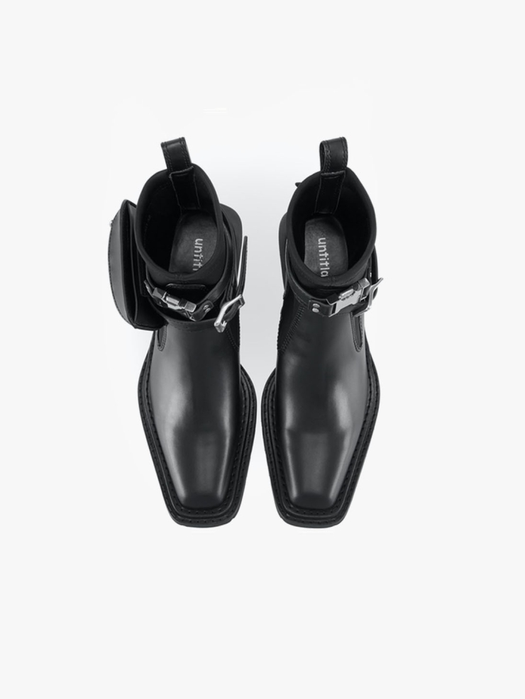 UNTITLAB Hitch Boots Matt Black with Bag