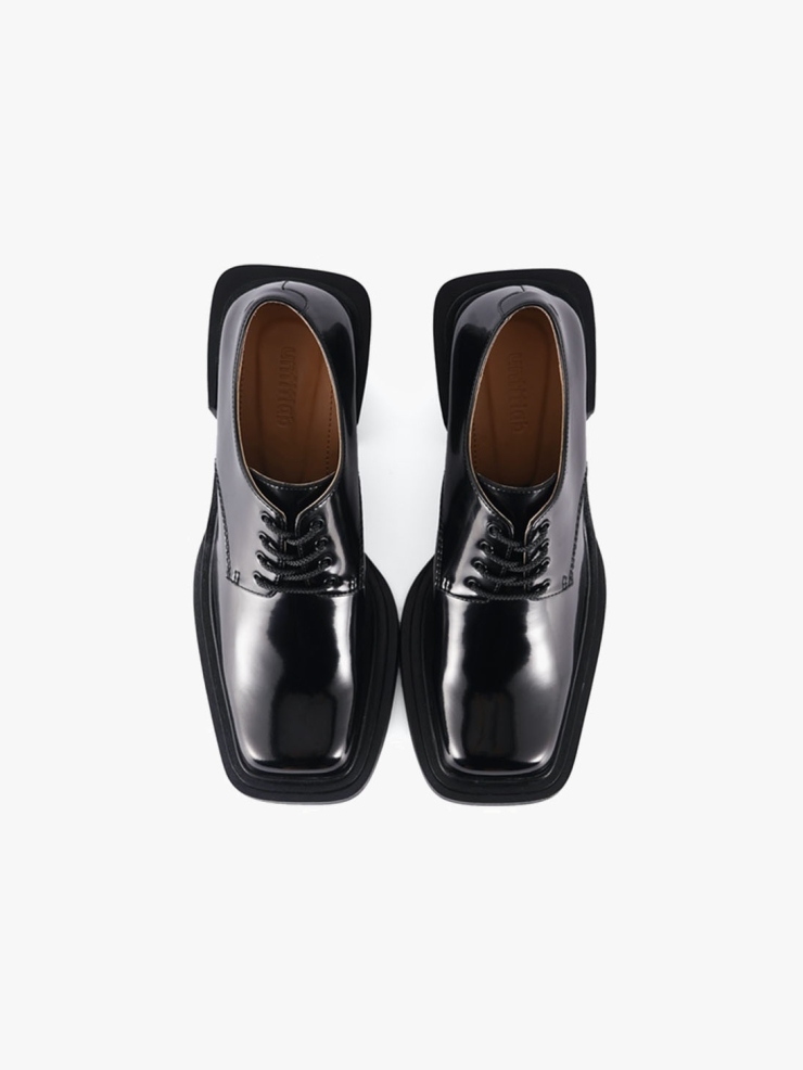 UNTITLAB Step Derbys Black