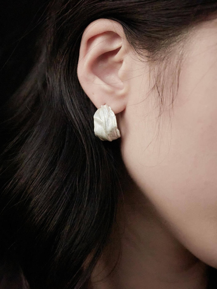 Silver withered leaf earrings