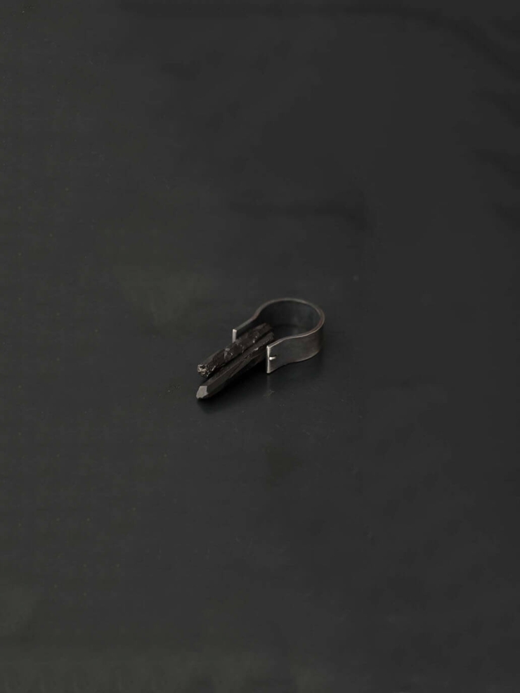 Black crystal ring