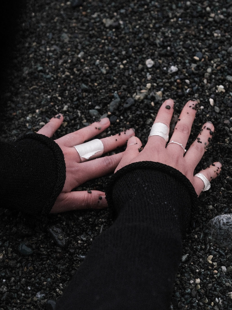 White ocean shadow wide ring