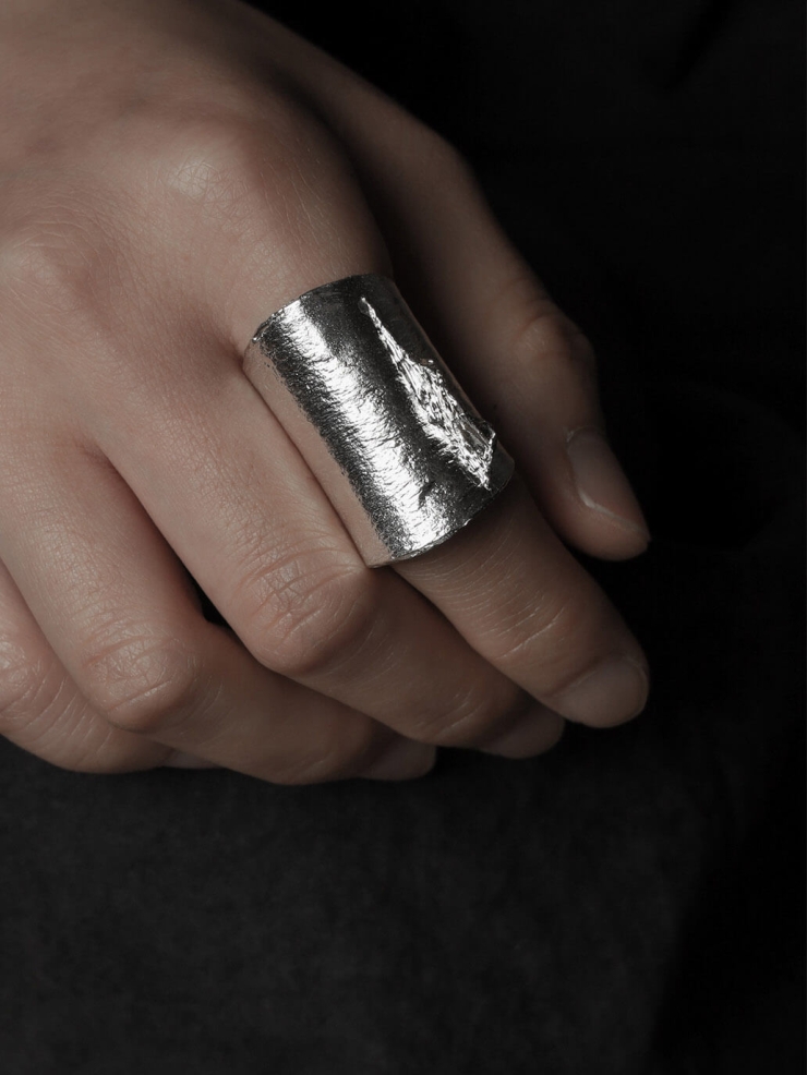 Silver ocean shadow wide ring
