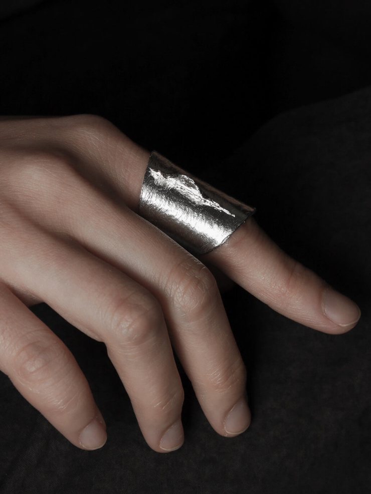 Silver ocean shadow wide ring