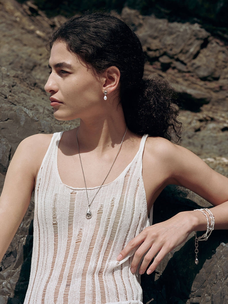 Silver Pleated Shell Necklace