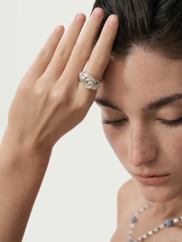 Silver Swirl Ring